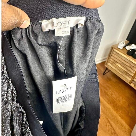 Loft Women’s Velvet Waist Shimmer Crinkle Lurex Metallic Midi Skirt Size Small - Picture 6 of 13